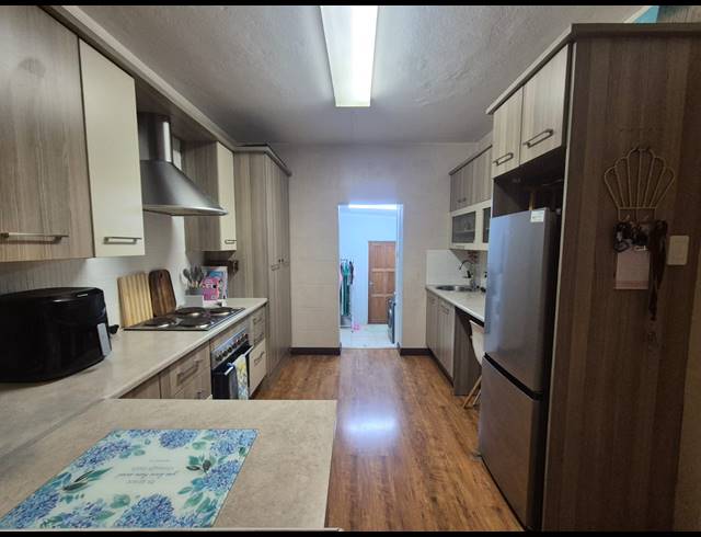 3 BEDROOM TOWNHOUSE FOR SALE IN THREE RIVERS PROPER
